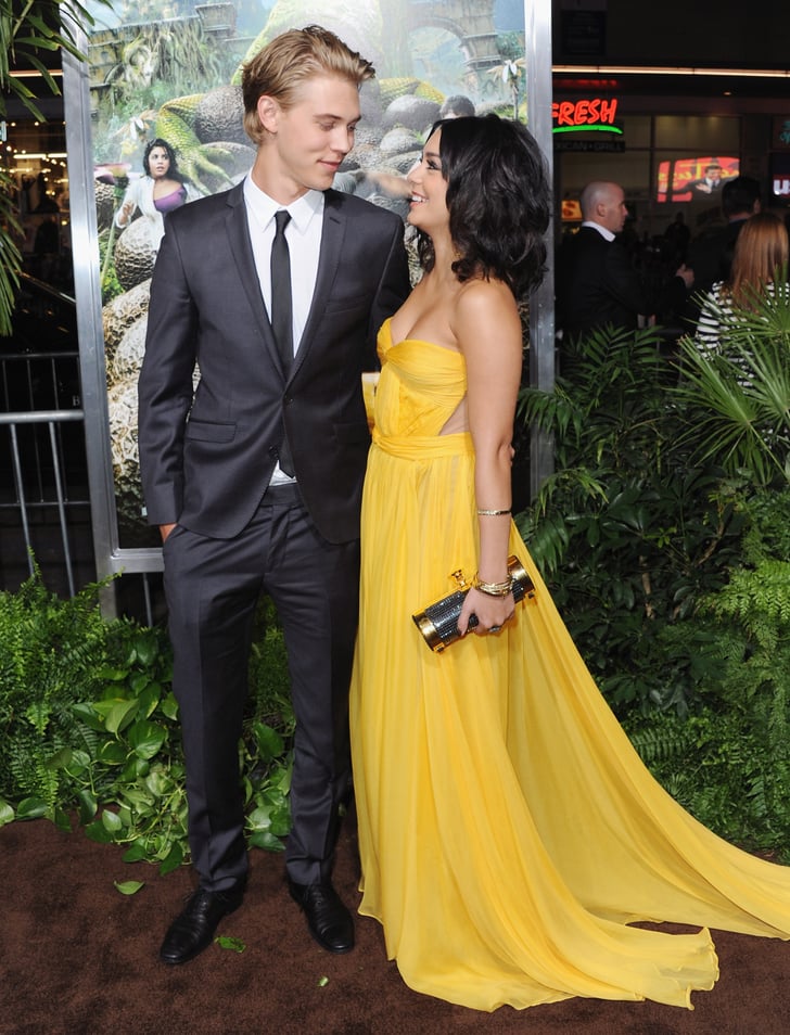 The pair shared a sweet look of love at the LA premiere of ...