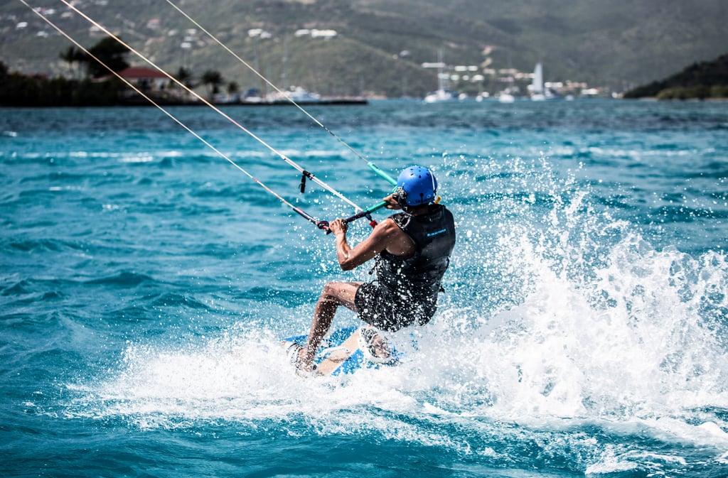 Barack Obama Kitesurfing in the Caribbean 2017 Pictures