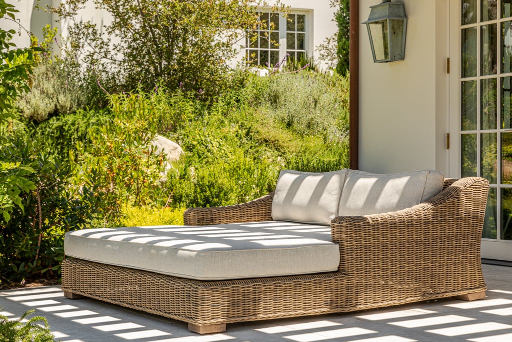 Gwyneth Paltrow’s Guest House Lounge Chairs