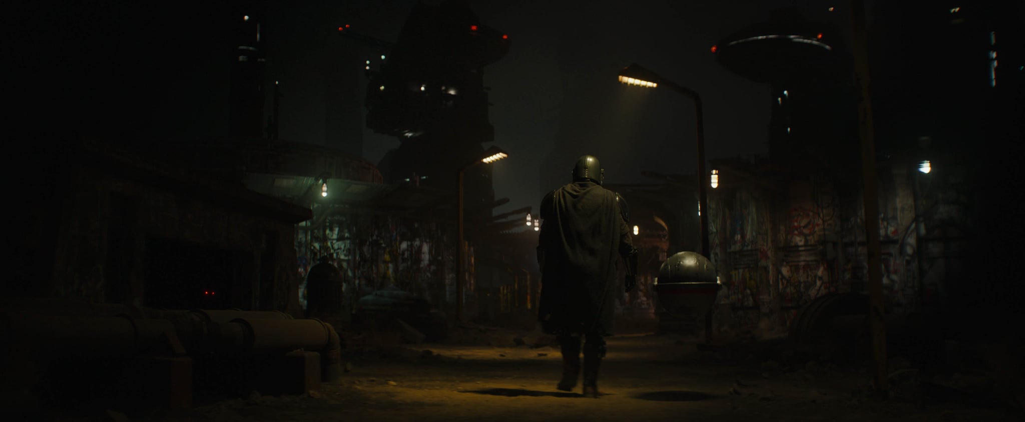 The Mandalorian Who Is Speaking In The Season 2 Trailer Popsugar Entertainment