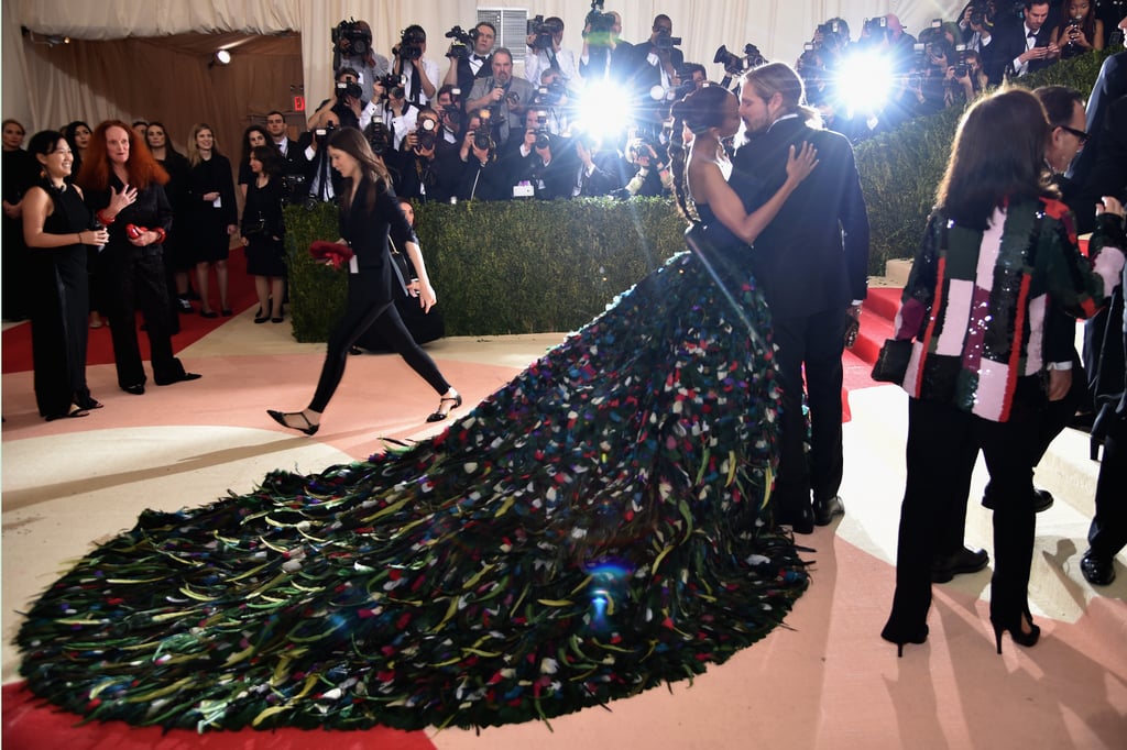 Best Photos of Zoe Saldana's Dress at Met Gala 2016