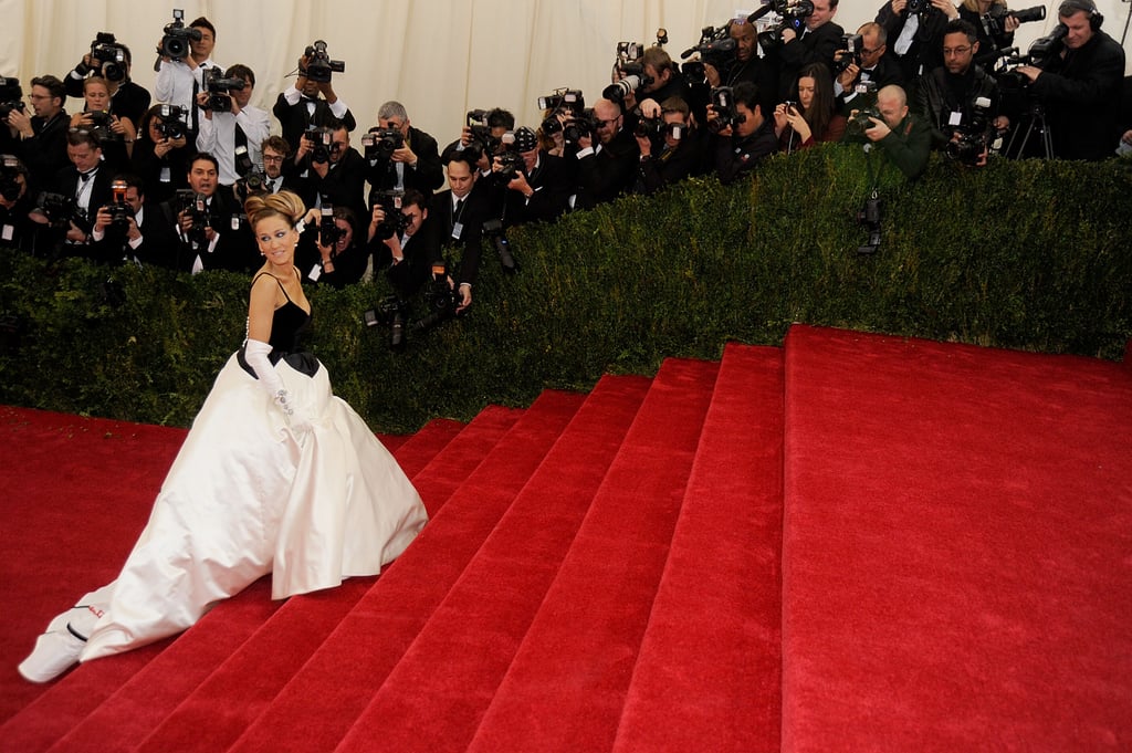 Sarah Jessica Parker made a dramatic entrance.