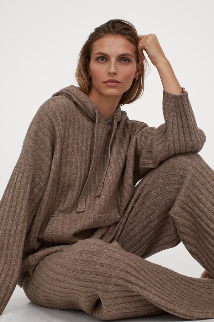 styling complements ribbed pants