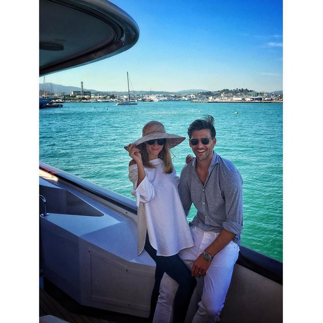 That time they were Summer-chic in fresh white — and on a yacht.