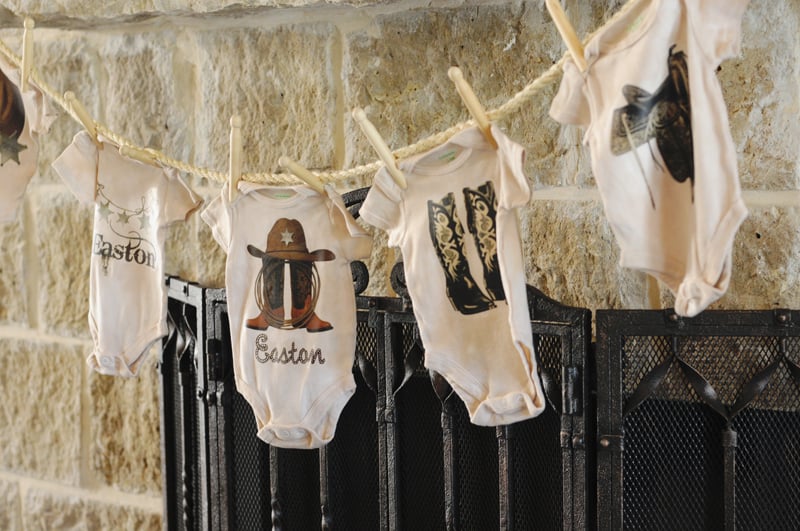 Creative Onesie Clothesline Creative Onesie Clothesline