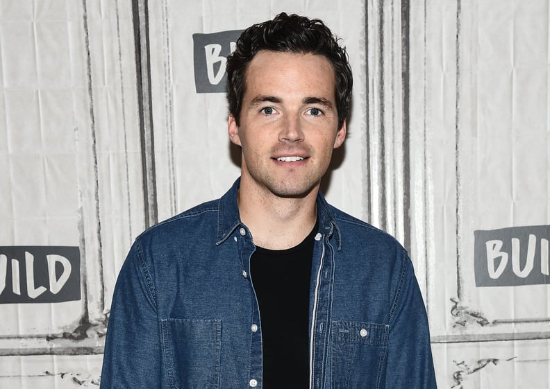 Ian Harding (Ezra Fitzgerald)