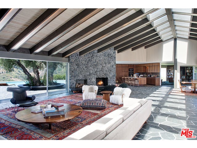 Adam Levine and Behati Prinsloo Sell Beverly Hills Estate