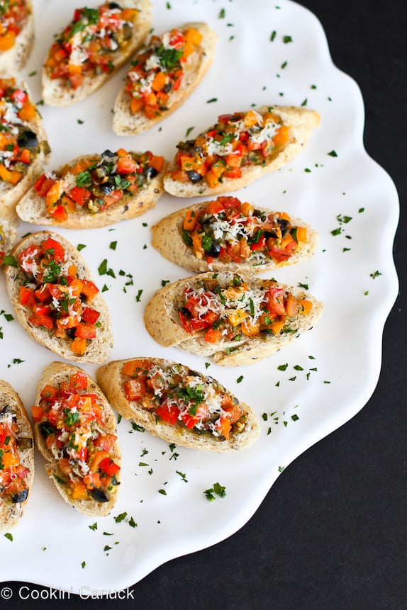 Skinny Pesto Pizza Crostini | Healthy Party Appetizers | POPSUGAR ...