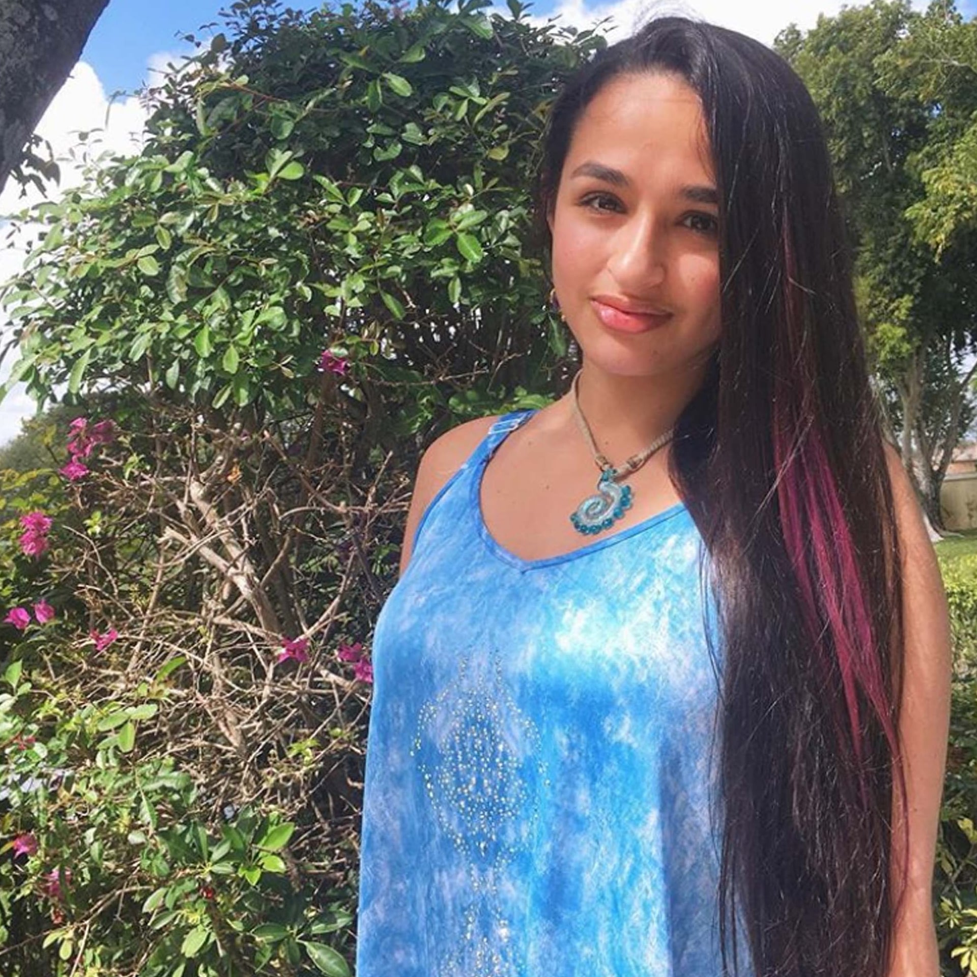 Jazz Jennings Beauty Interview 19 Popsugar Beauty Uk