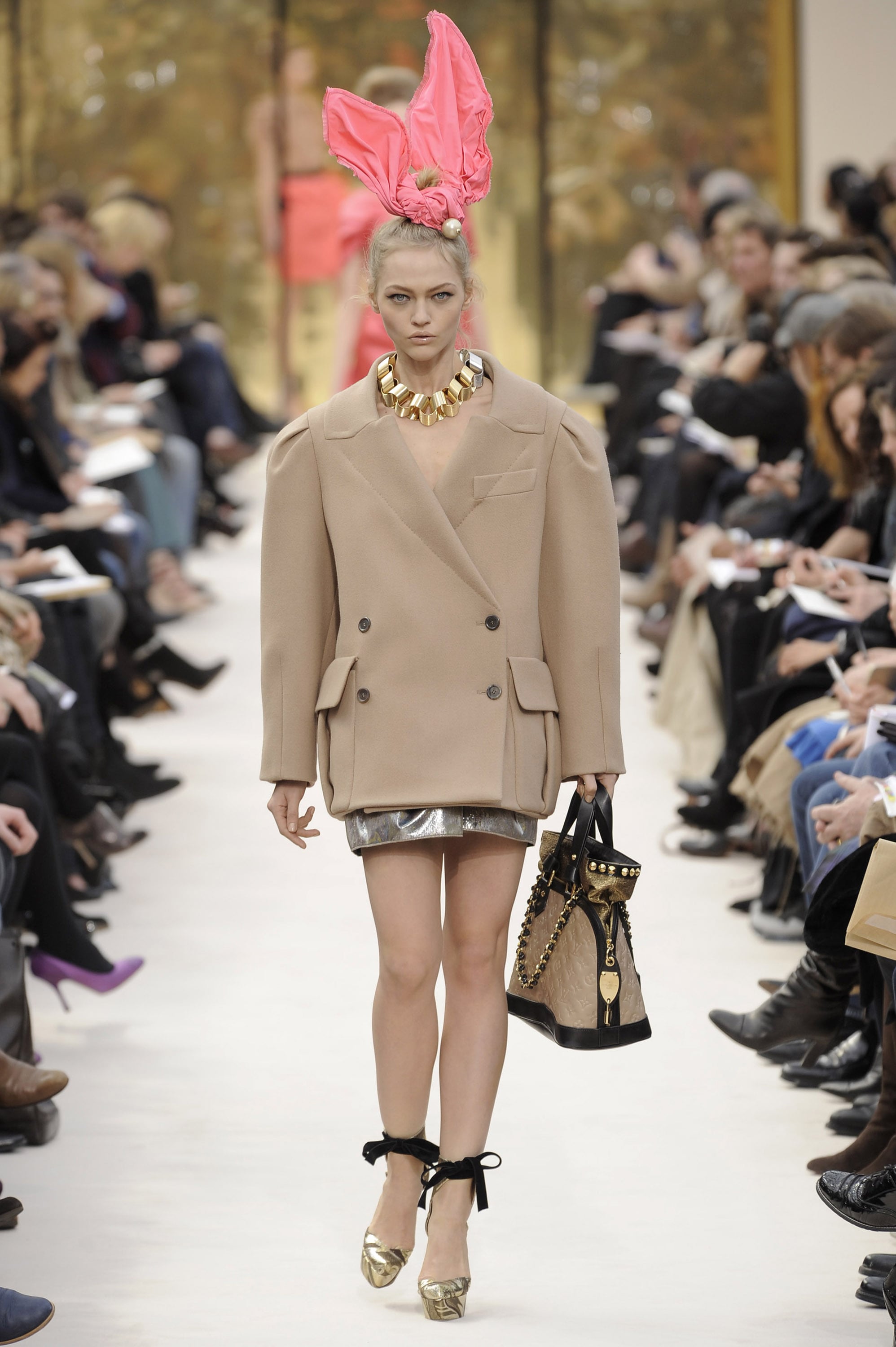 2009 Fall Paris Fashion Week Louis Vuitton Popsugar Fashion 