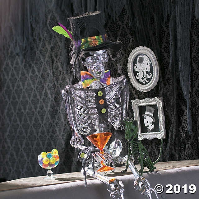 Spookadelic Dress-Up Male Posable Skeleton