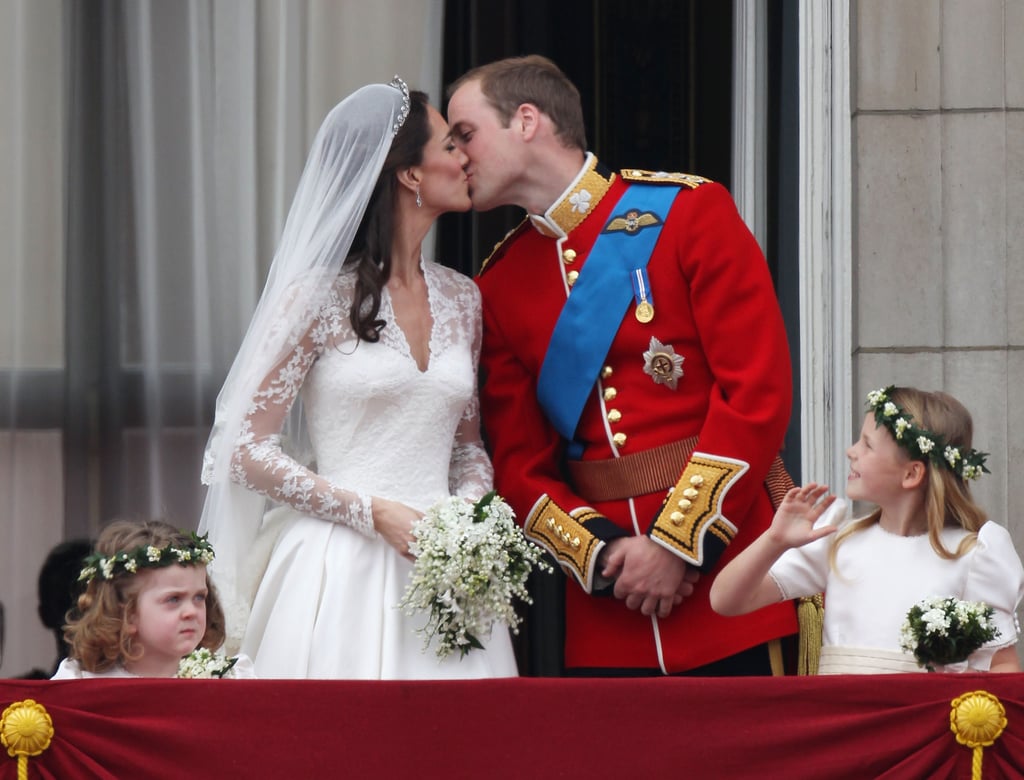 Kate Middleton And Prince William Kiss