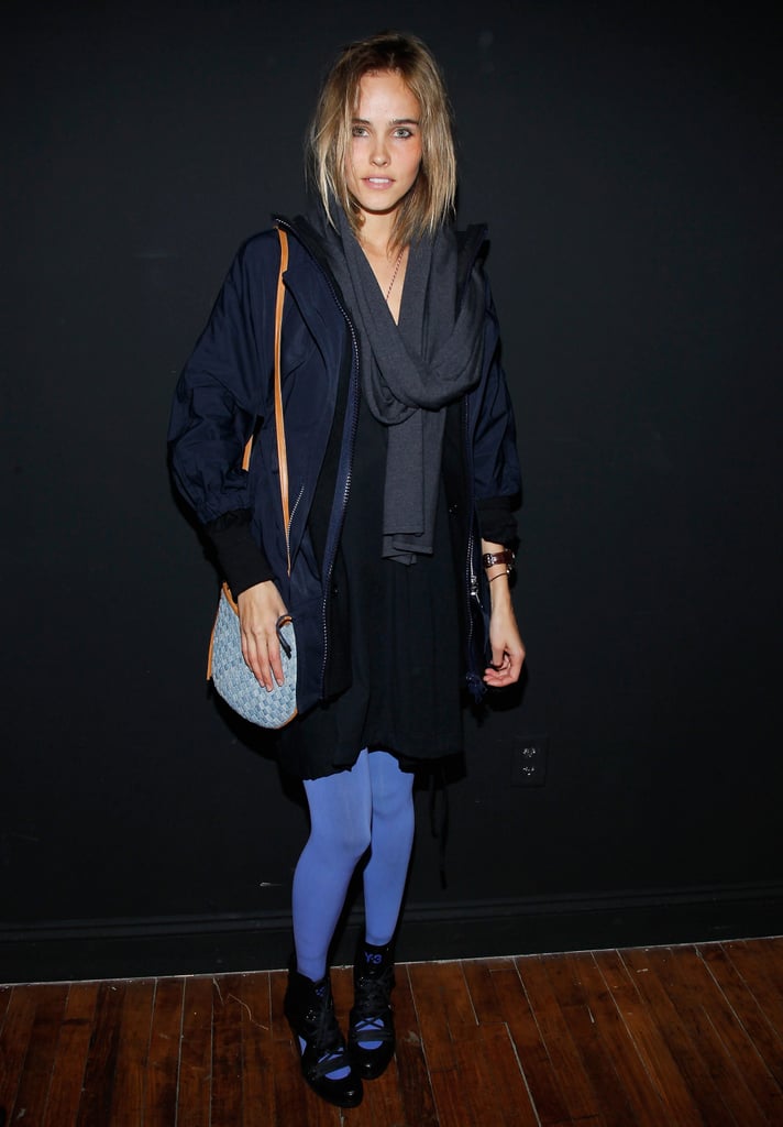 Isabel Lucas kept it cool at Y-3.
Isabel Lucas kept it cool at Y-3.