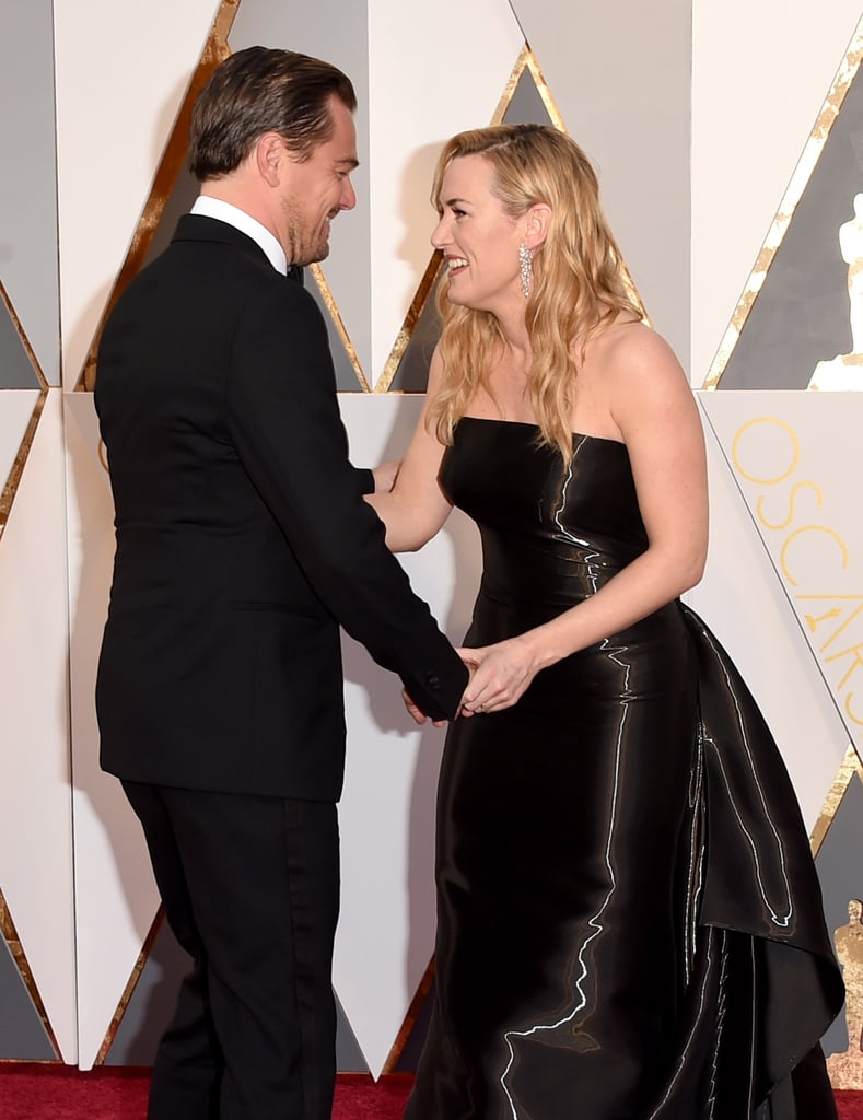 Pictures of Kate Winslet and Leonardo DiCaprio Holding Hands