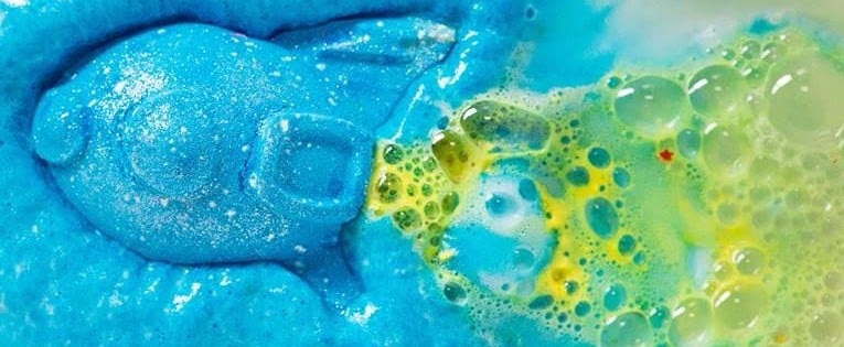Lush Rocket Science Bath Bomb