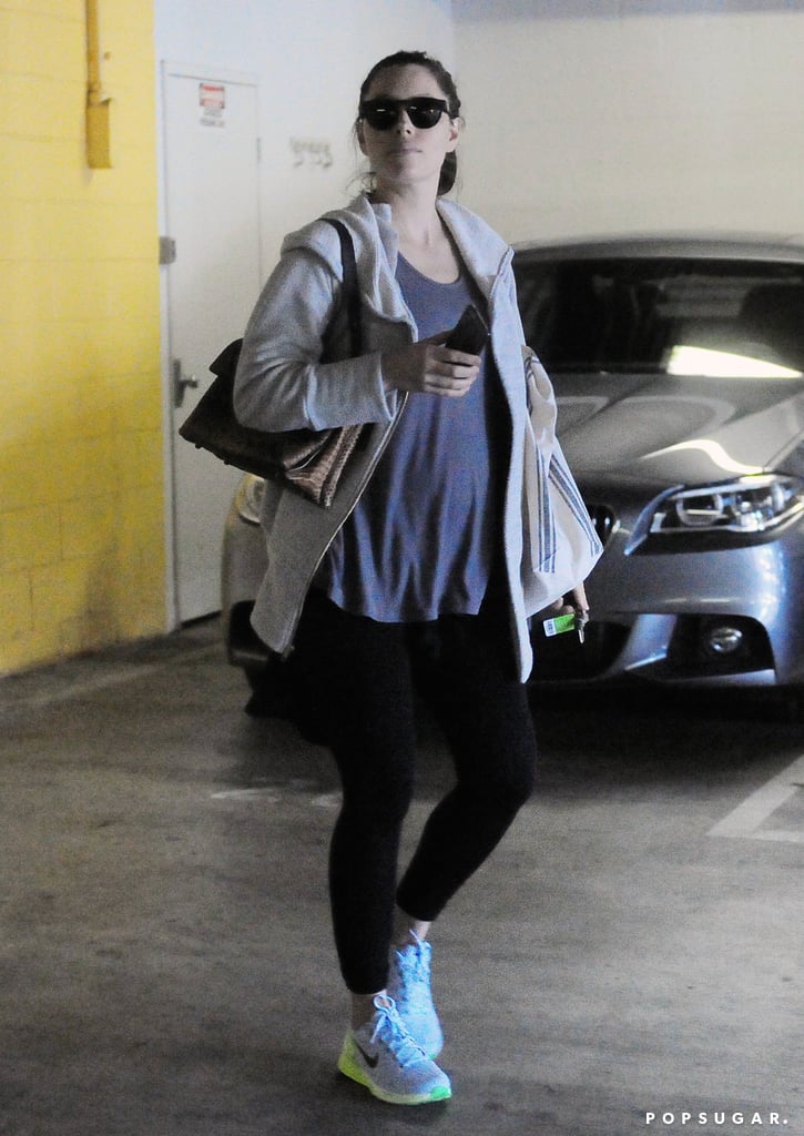Pregnant Jessica Biel Leaving Office In La 2015 Popsugar Celebrity 2259