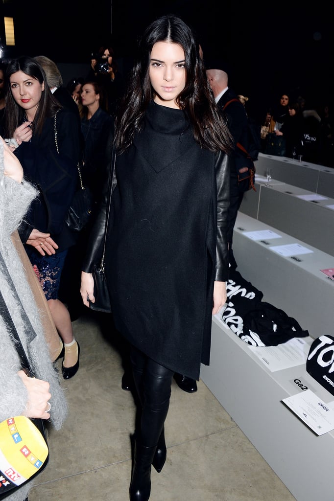 Kendall Jenner Sits Next to Anna Wintour at Fashion Show