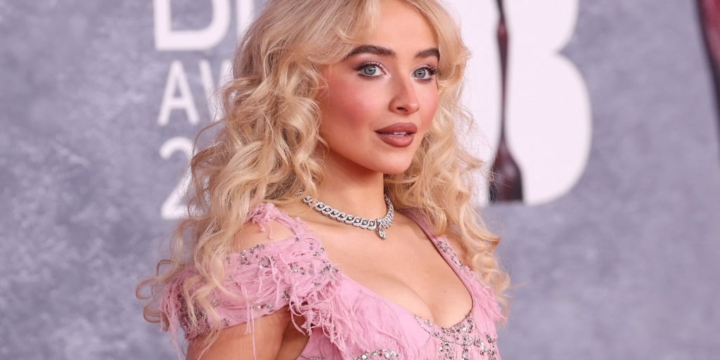 Sabrina Carpenter Likes to Keep Her Fitness Routine "Casual"