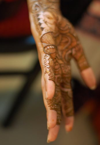 Bridal Mehndi And Henna Designs Popsugar Beauty Middle East