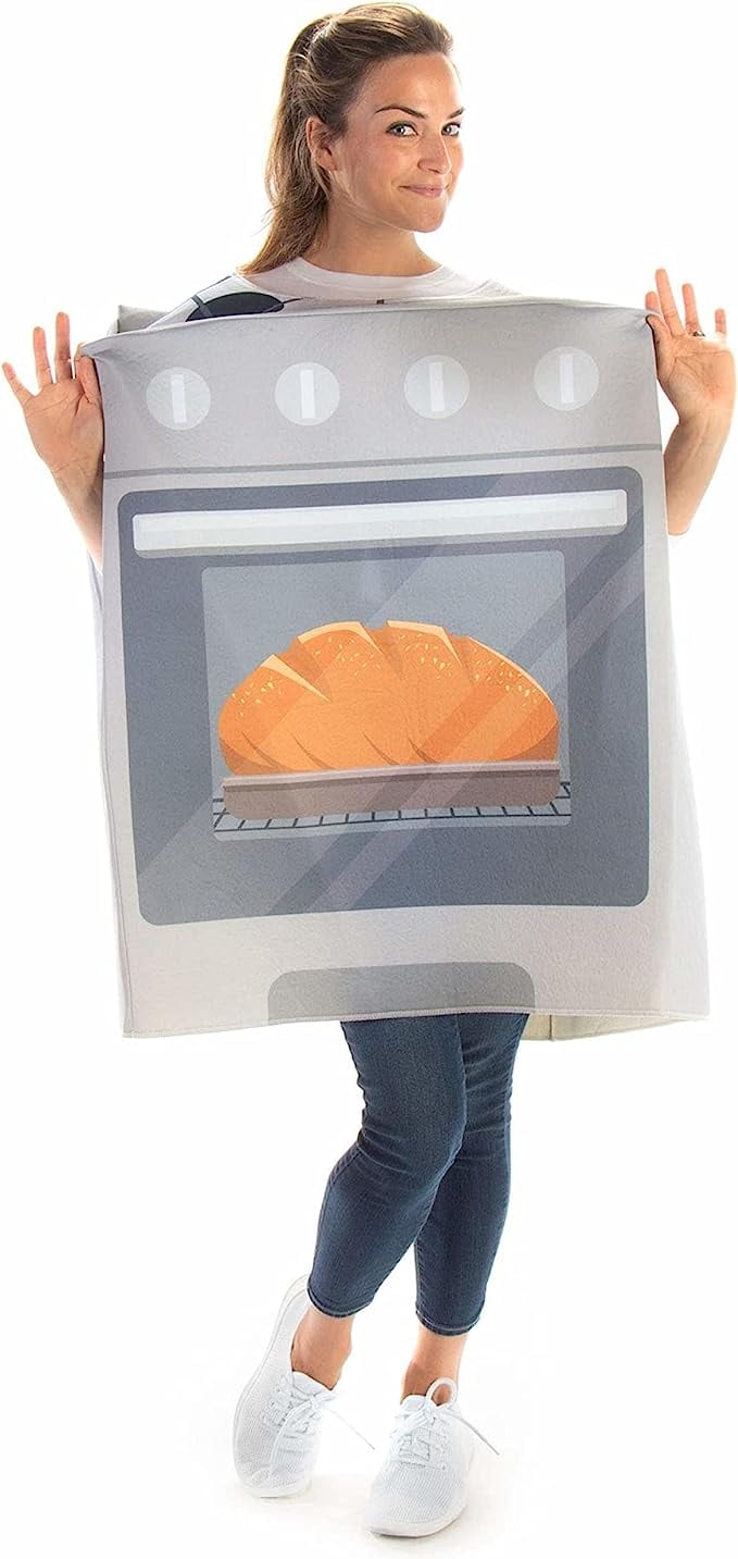 Pregnant Halloween Costume Idea: Bun in the Oven