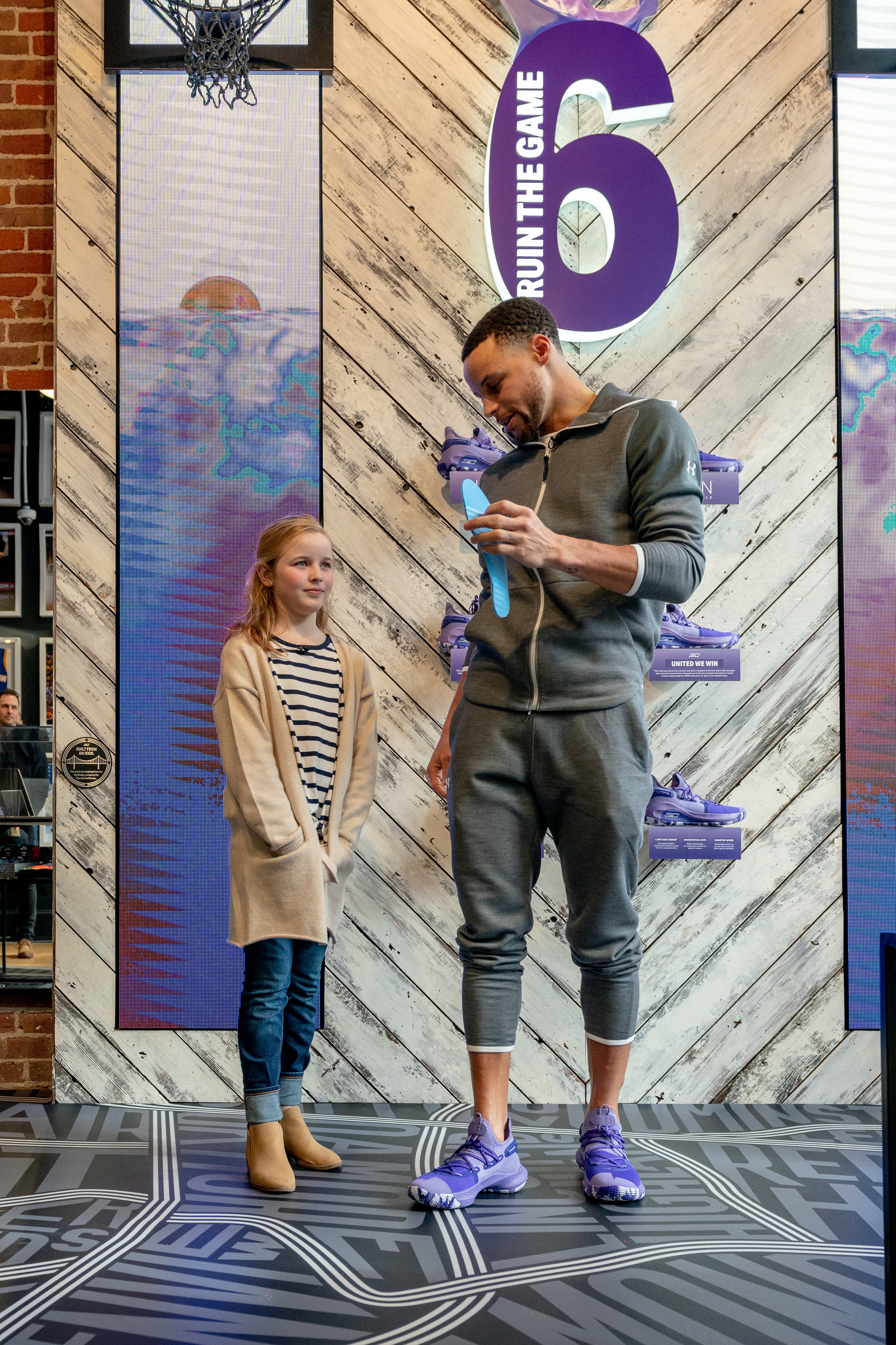 Stephen curry shoes hotsell 4 29 kids