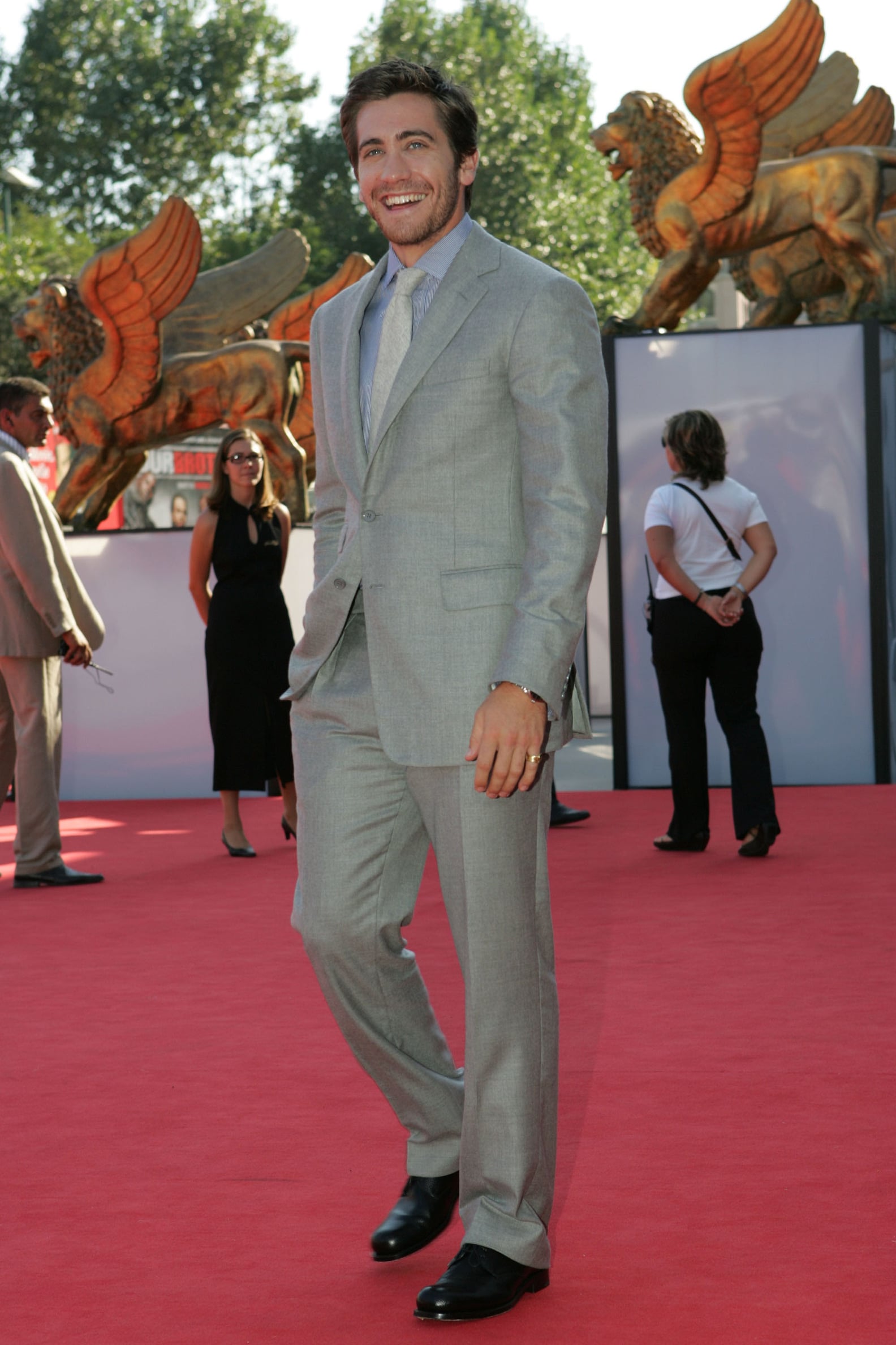 Jake Gyllenhaal Smiling Pictures | PS Celebrity