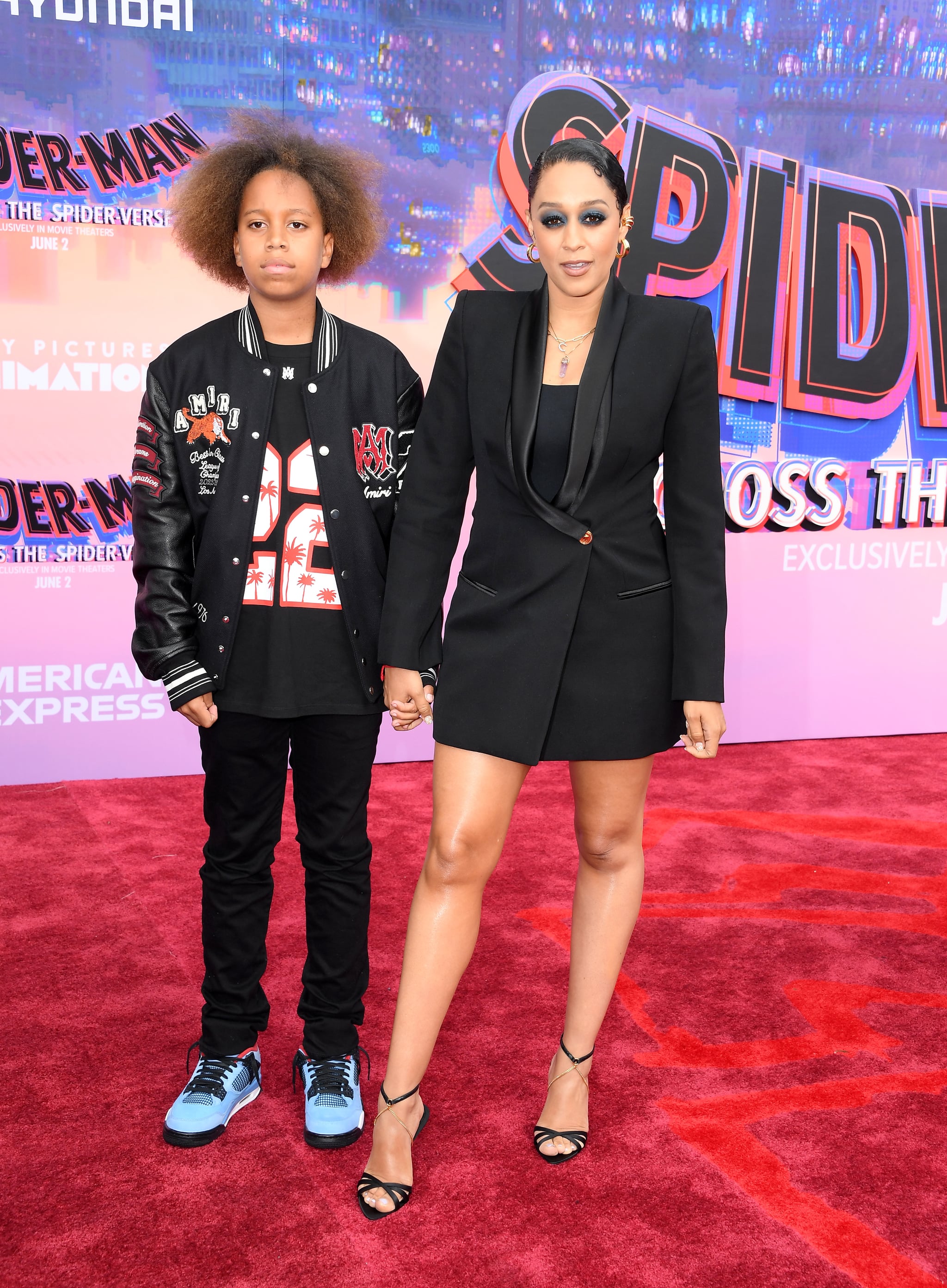 Spider online man premiere
