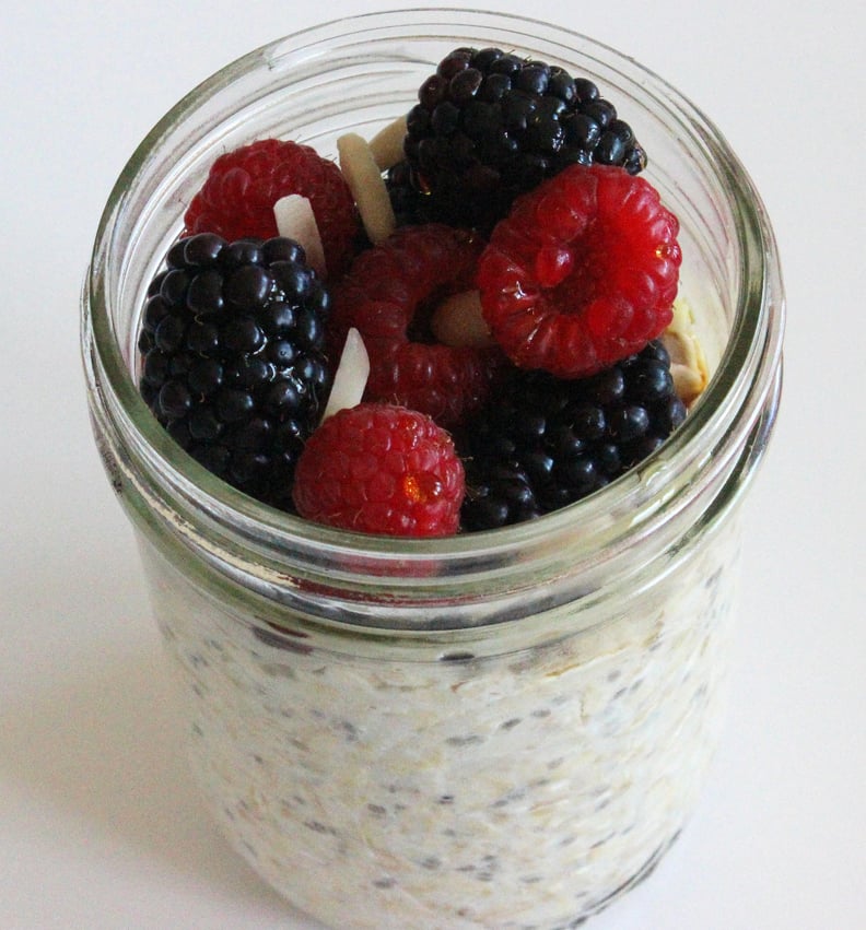 Day 22 (Weekday): Overnight Oats With Berries