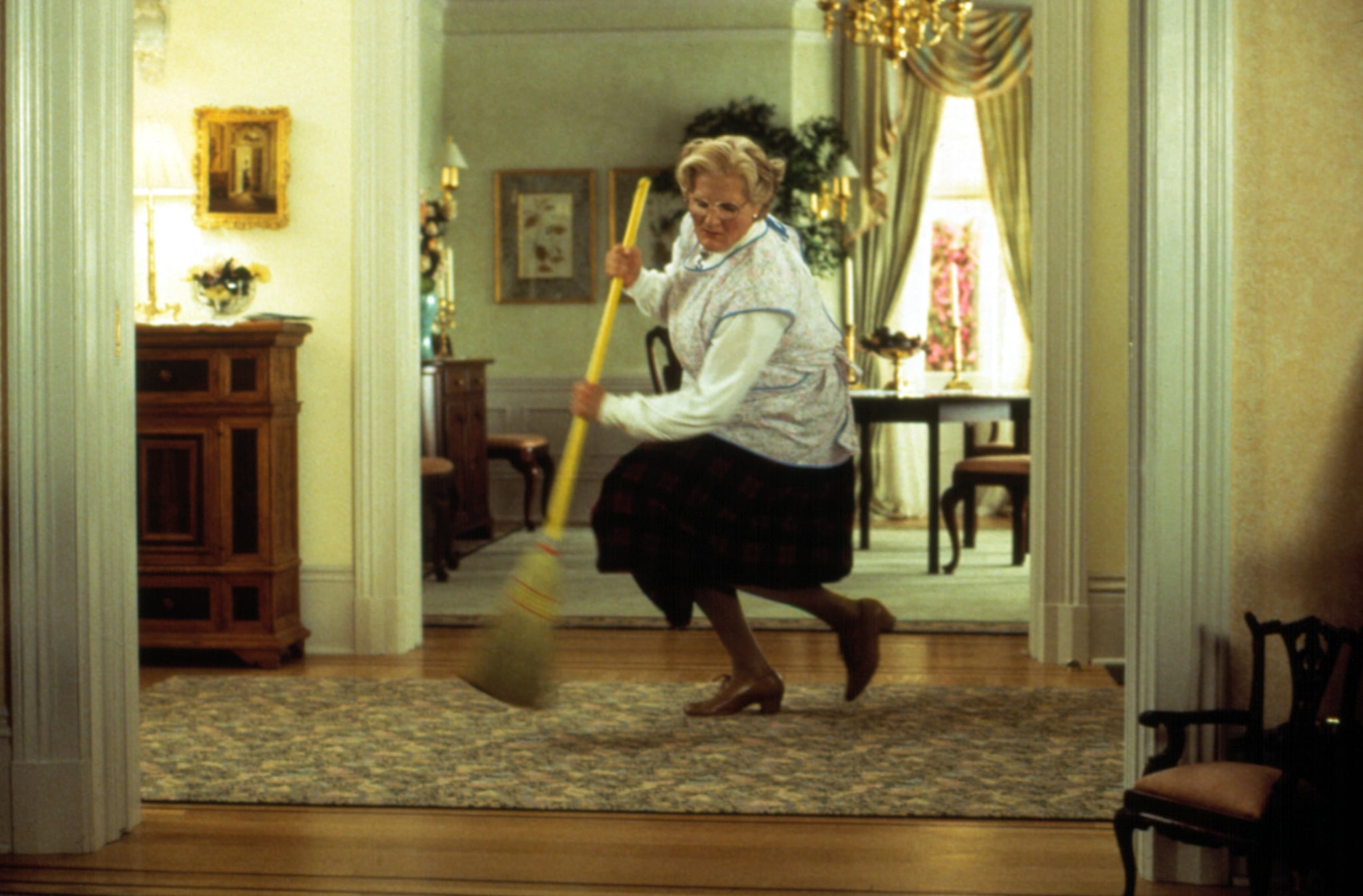 Celebrity Entertainment The Mrs Doubtfire Cast Reunited After 25 Years And Shared Amazing Stories About Robin Williams Popsugar Celebrity Photo 6 To that end, you have found a way to affix crystal plating to a table, allowing it to store and process crystal energy, this allowing (?) you to craft items that require magical interaction. popsugar