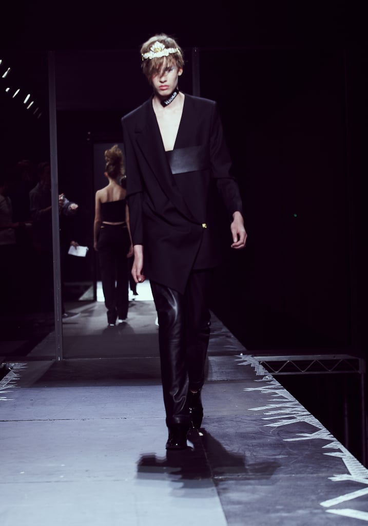 A look from the JW Anderson for Versus collection.
Photo courtesy of Versace
A look from the JW Anderson for Versus collection.
Photo courtesy of Versace
