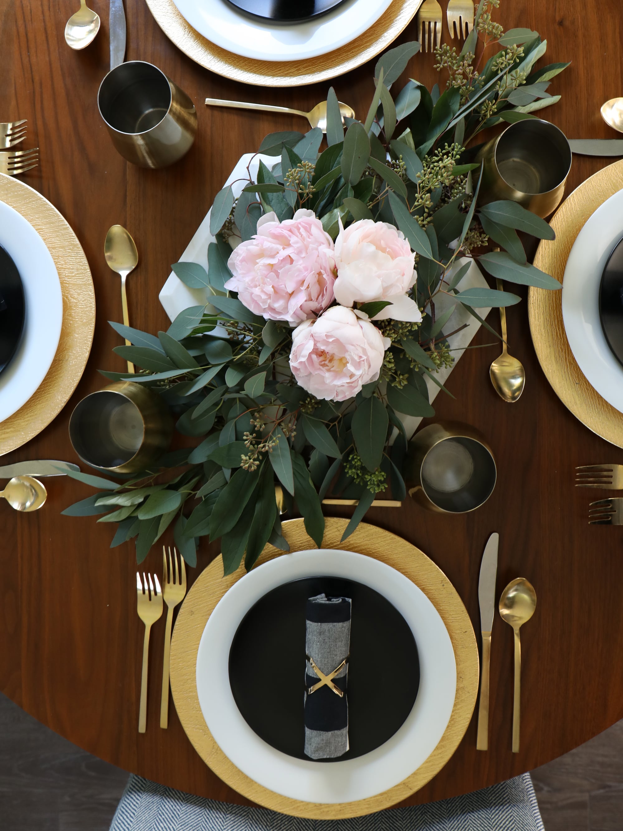 Peony Centerpiece 15 Diy Thanksgiving Centerpieces That Will