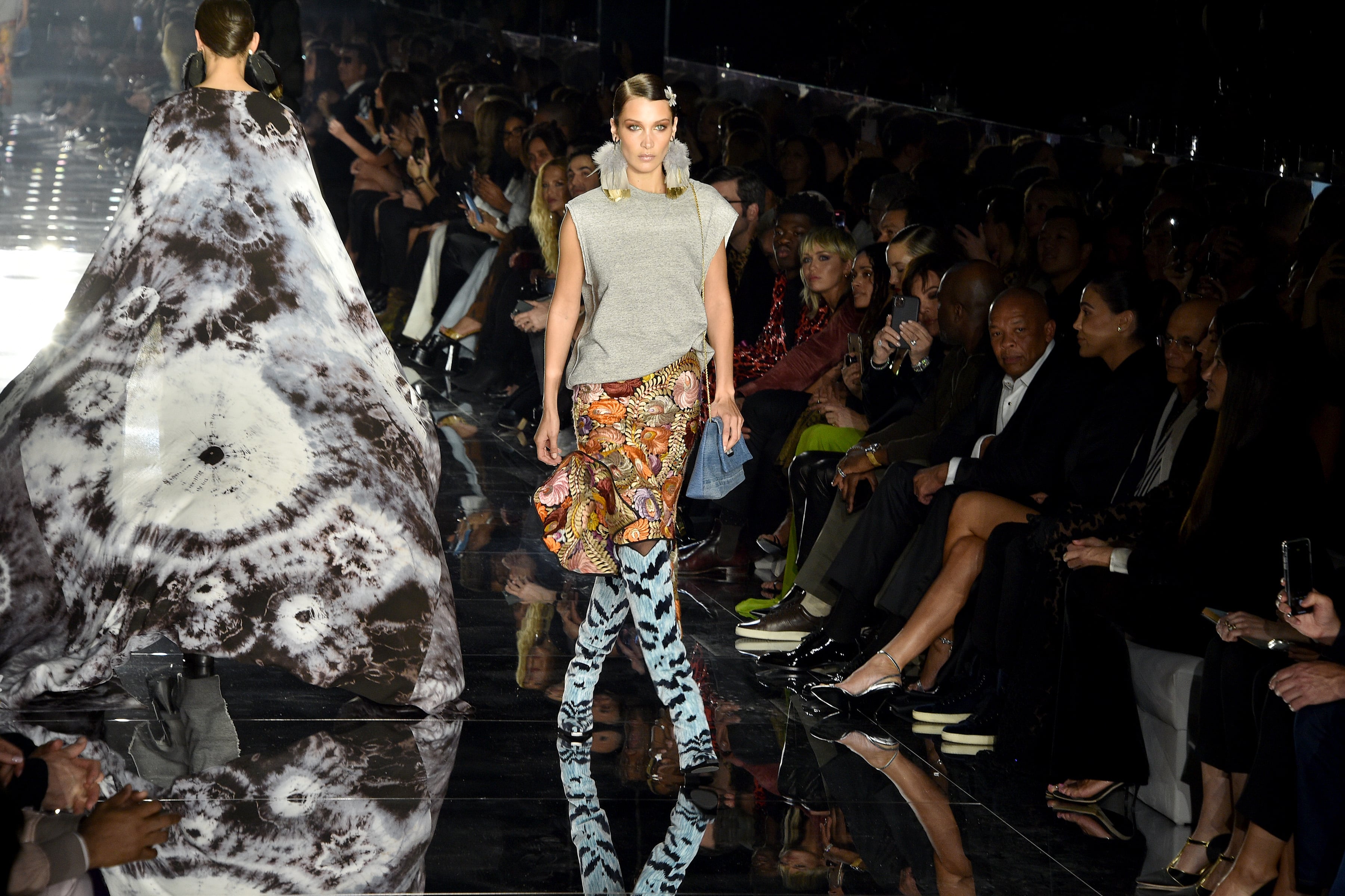 Tom Ford Fall 2024 Ready-to-Wear Runway, Fashion Show & Collection Review  [PHOTOS]