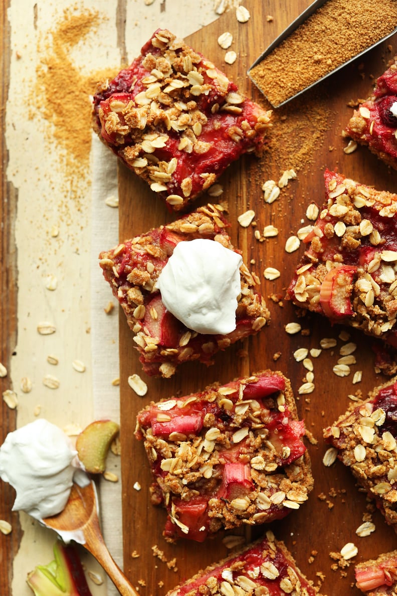 Strawberry Rhubarb Crumble Bars