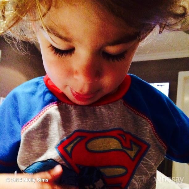 Molly Sims felt bad about having to wake up her little Superman.
Source: Instagram user mollybsims