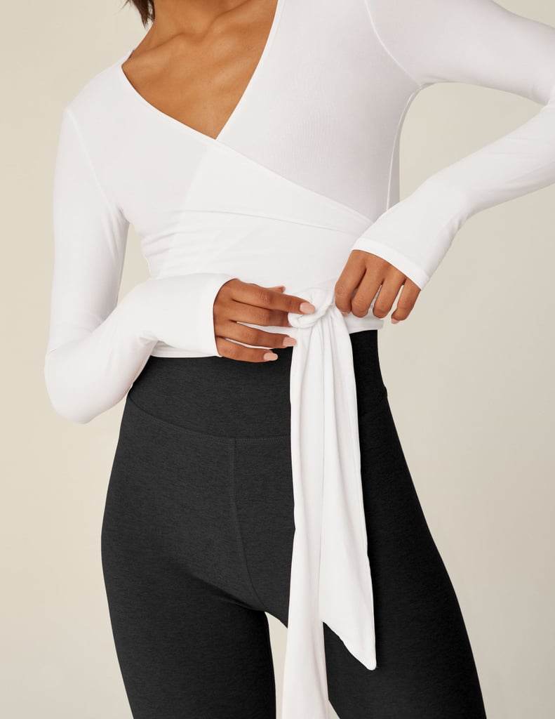 Beyond Yoga Featherweight Waist No Time Wrap Top, Cloud White