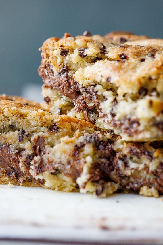 Nutella-Stuffed Choc Chip Cookie Bars