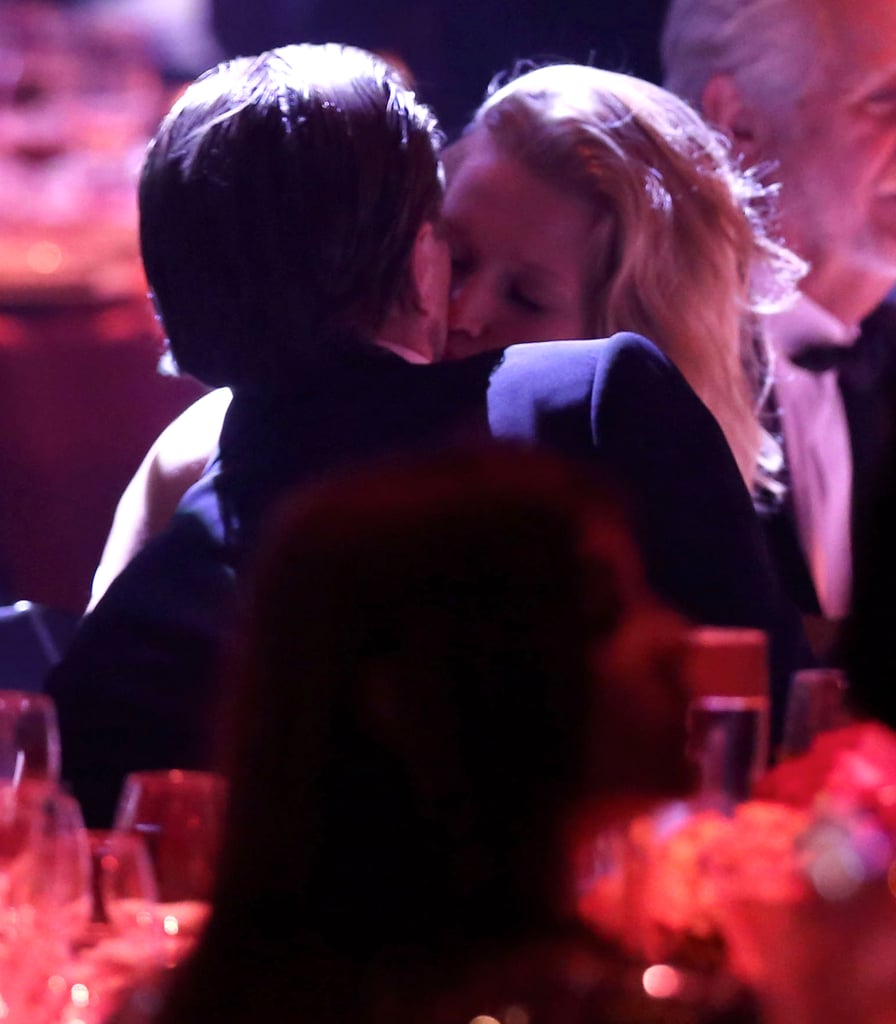 Leonardo Dicaprio And Toni Garrn Kissing At Amfar Gala Popsugar Celebrity 