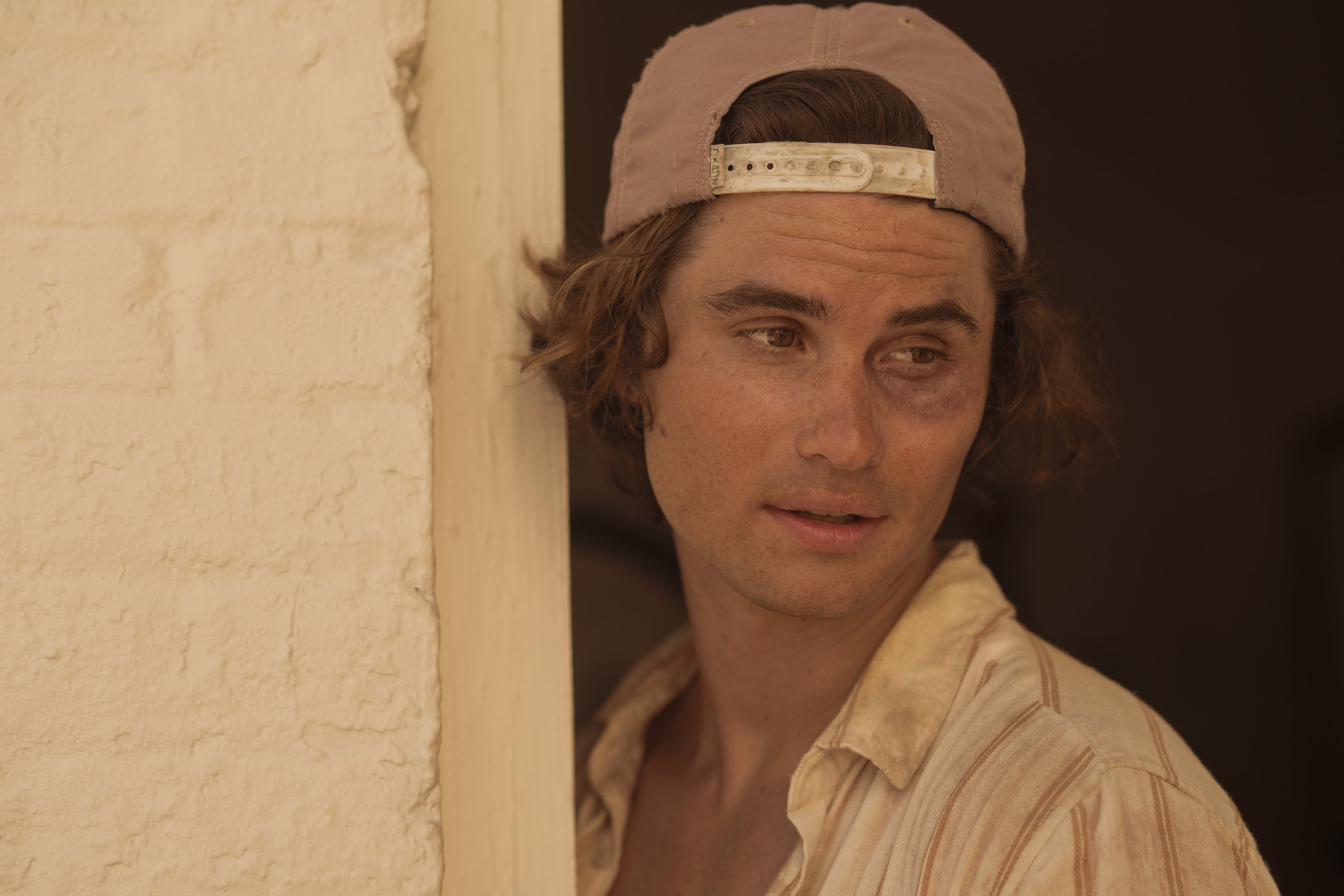 Outer Banks Is John B's Dad Alive or Dead? POPSUGAR Entertainment