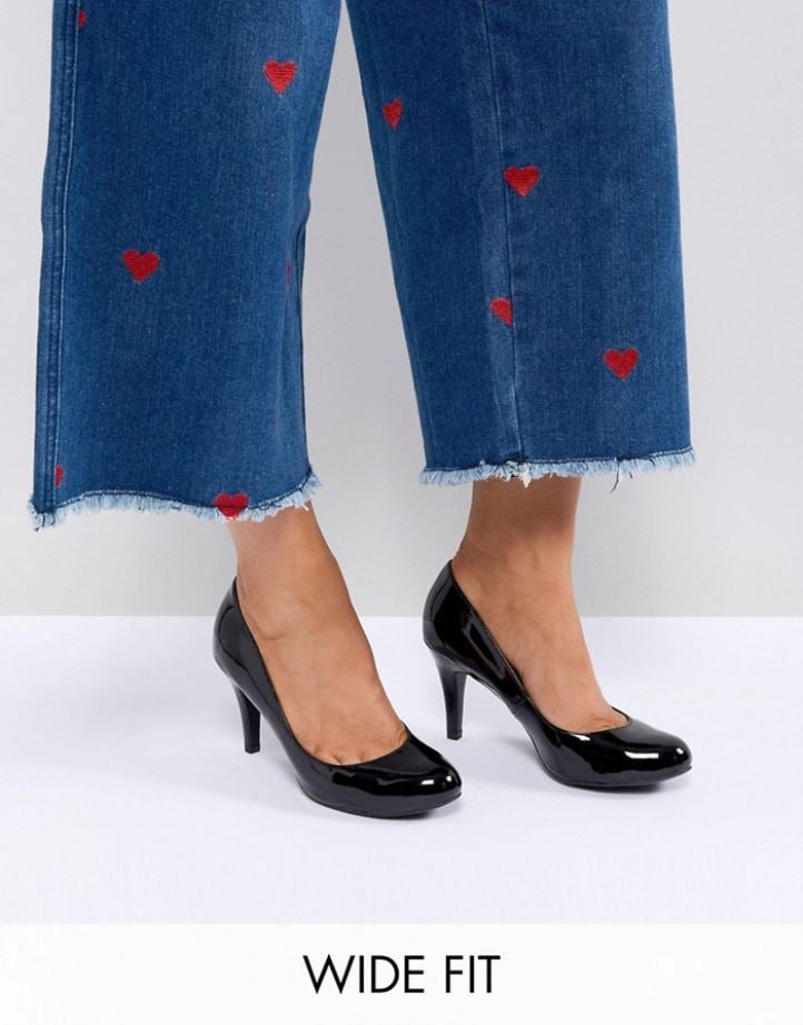 Kitten heels round toe online
