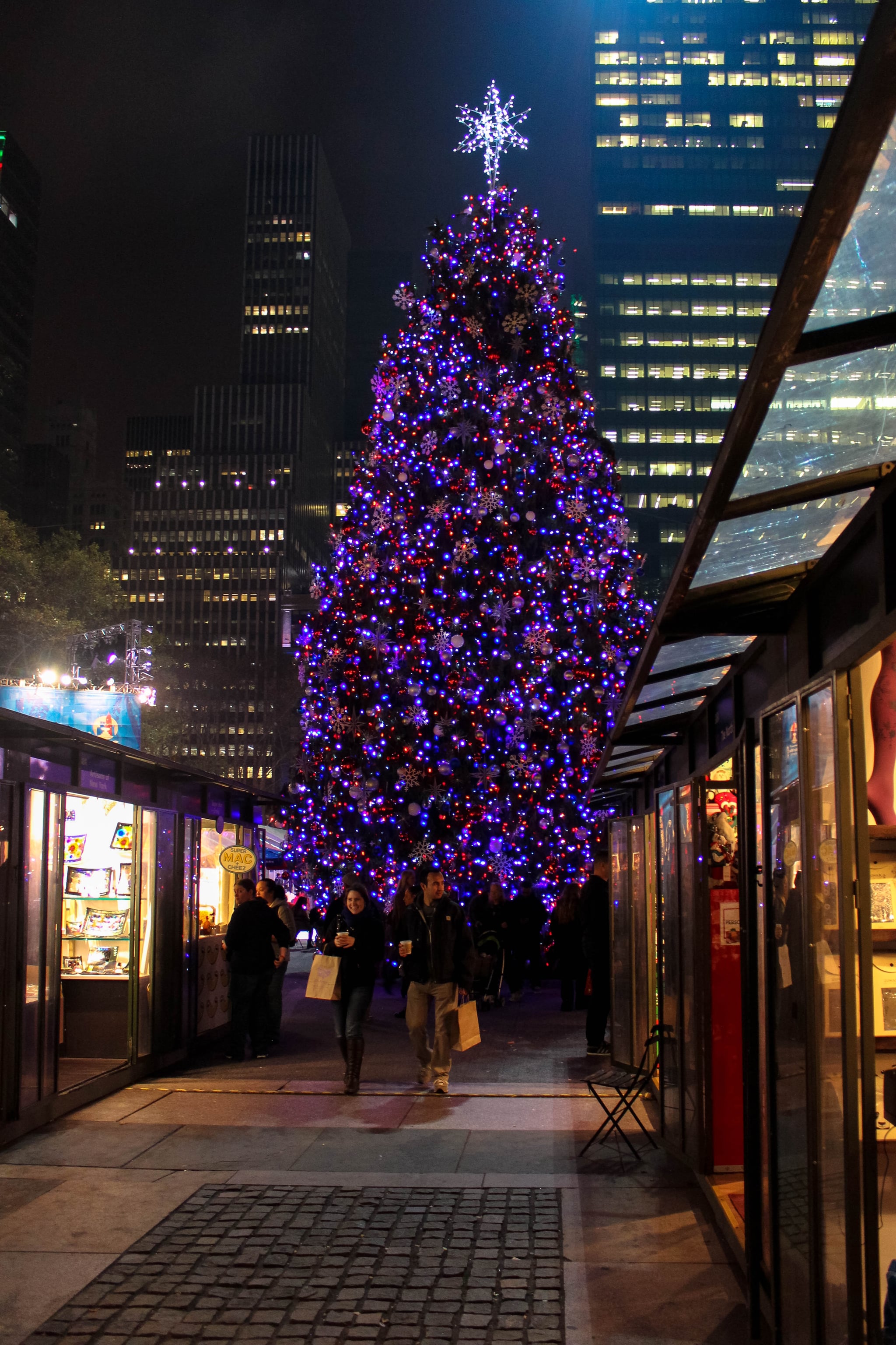 Don T Forget To Swing By The Winter Village At Bryant Park 10