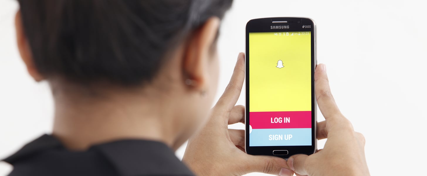 Mom's Reaction to Snapchat Face Warp Filter POPSUGAR Tech