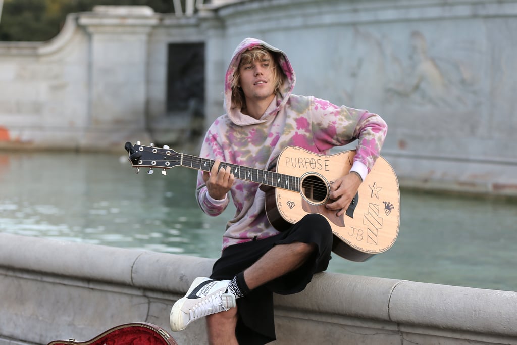 Justin Bieber Sings to Hailey Baldwin in London 2018