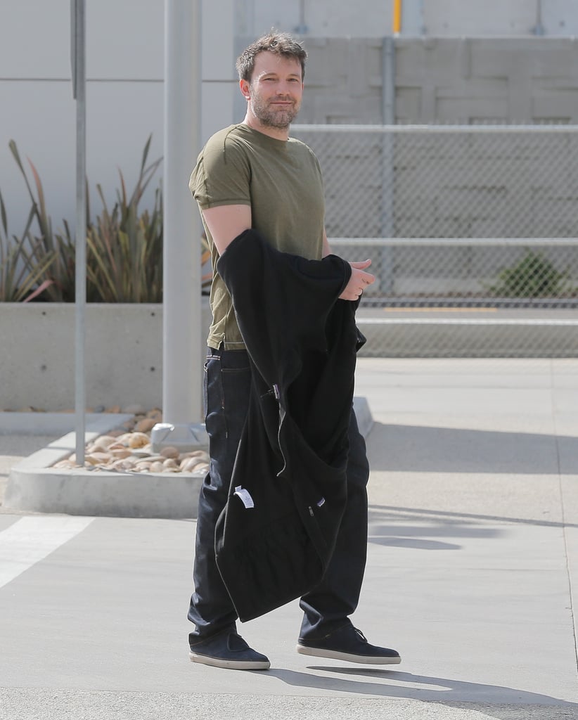 Ben Affleck Out in Santa Monica March 2016