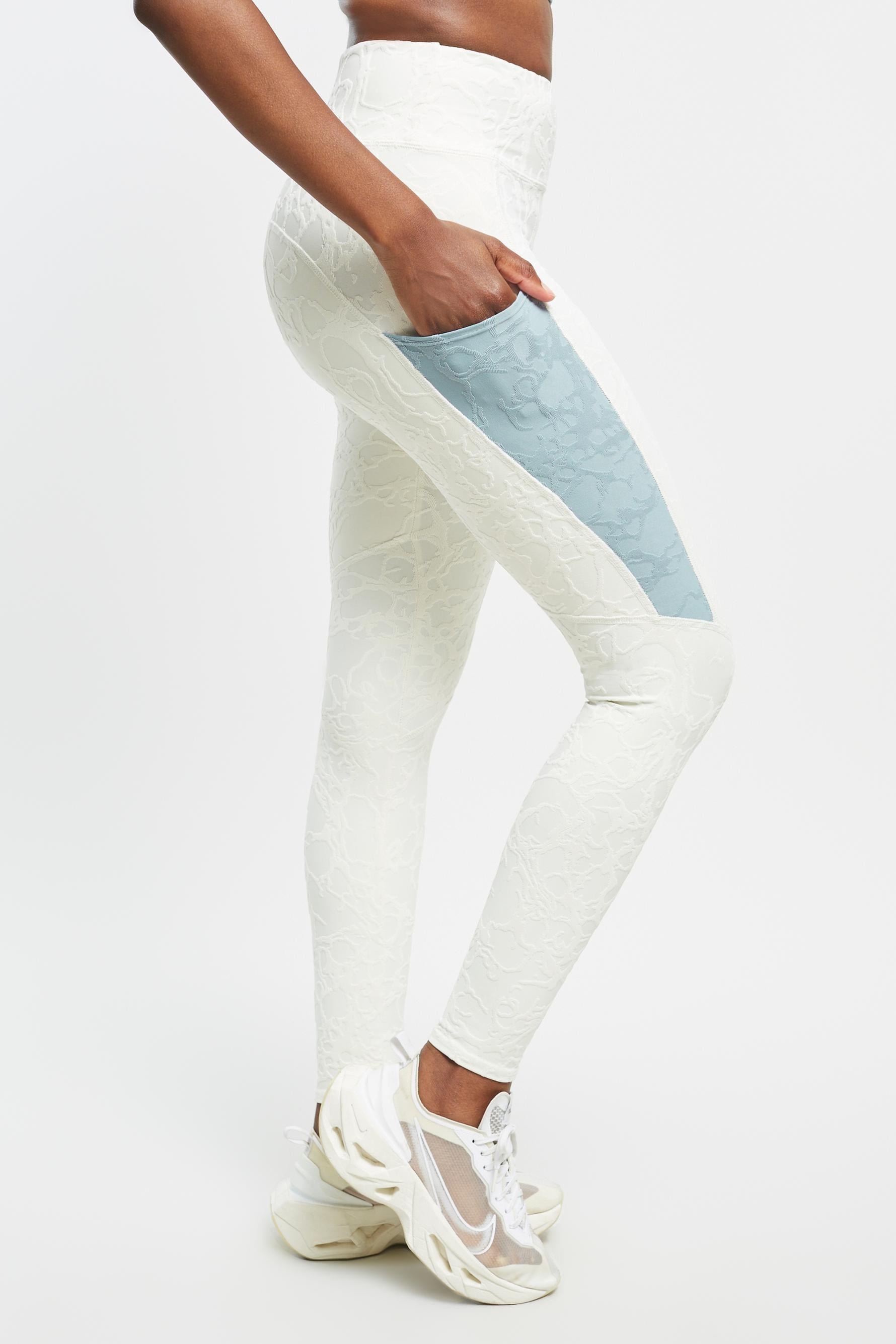 Twenty Montréal Seafoam 3D Activewear High Waist Leggings, These 49  Fitness Deals Will Have You Even More Excited For Labour Day Weekend