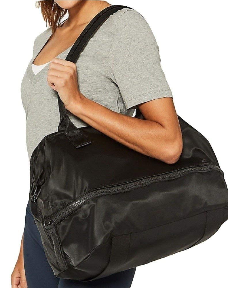 lululemon everywhere duffel