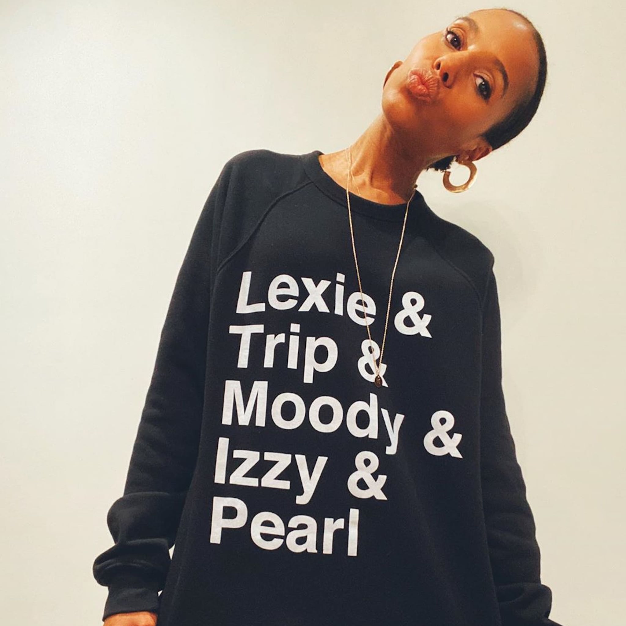 Kerry Washington S Little Fires Everywhere Sweatshirt Popsugar
