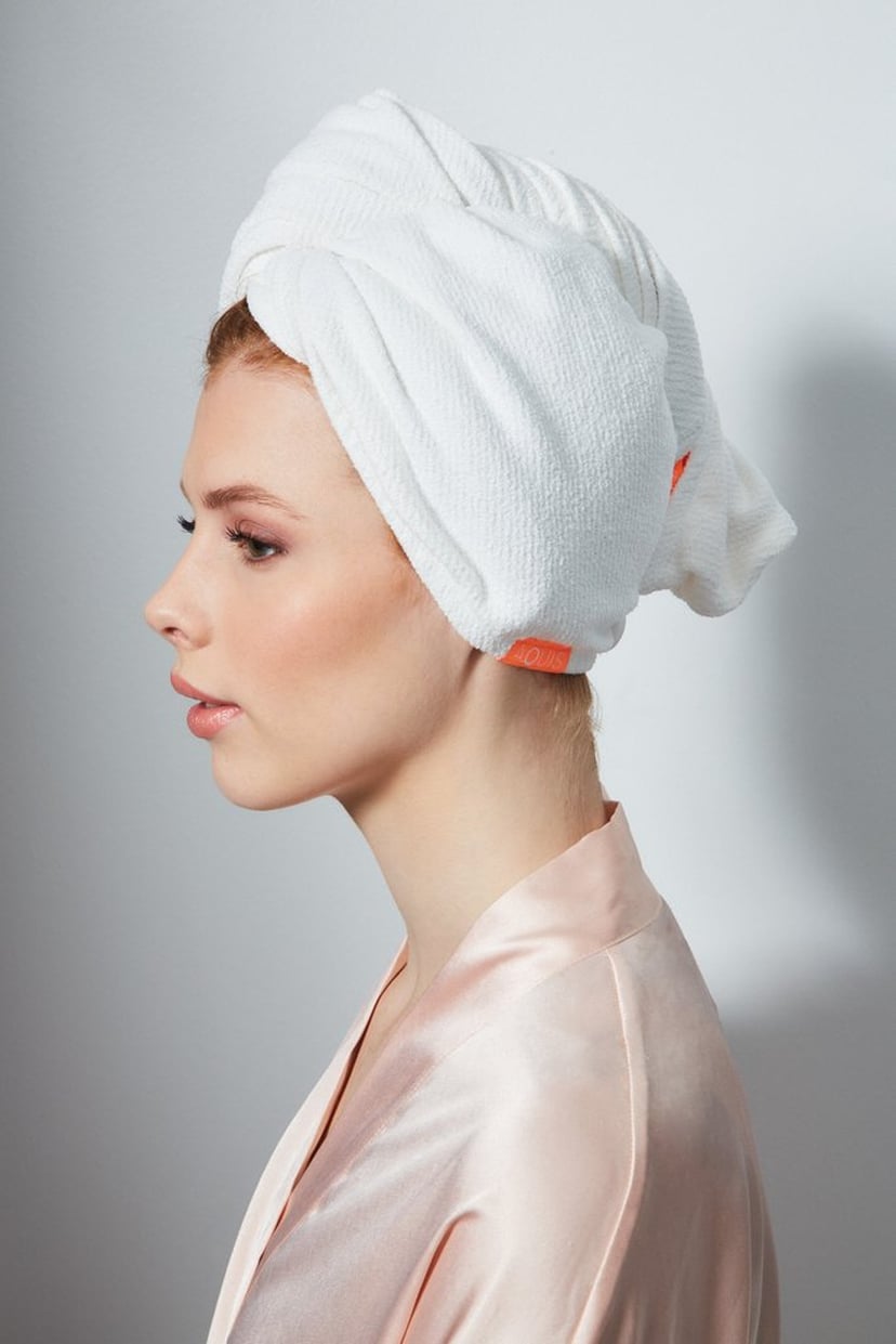 Wrap wet hair hotsell in silk scarf