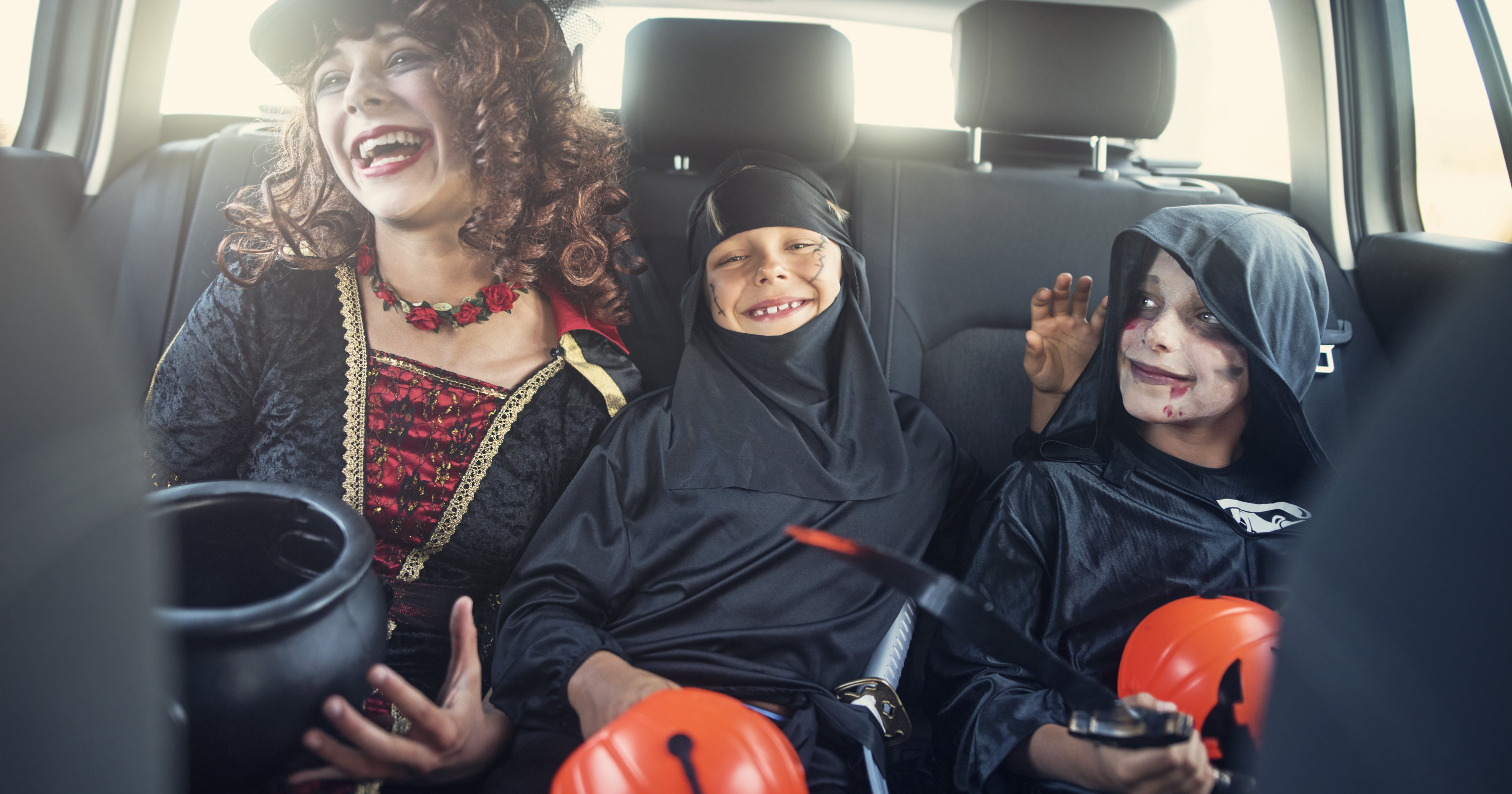 Lowe's Curbside TrickorTreating Halloween Event 2020 POPSUGAR Family