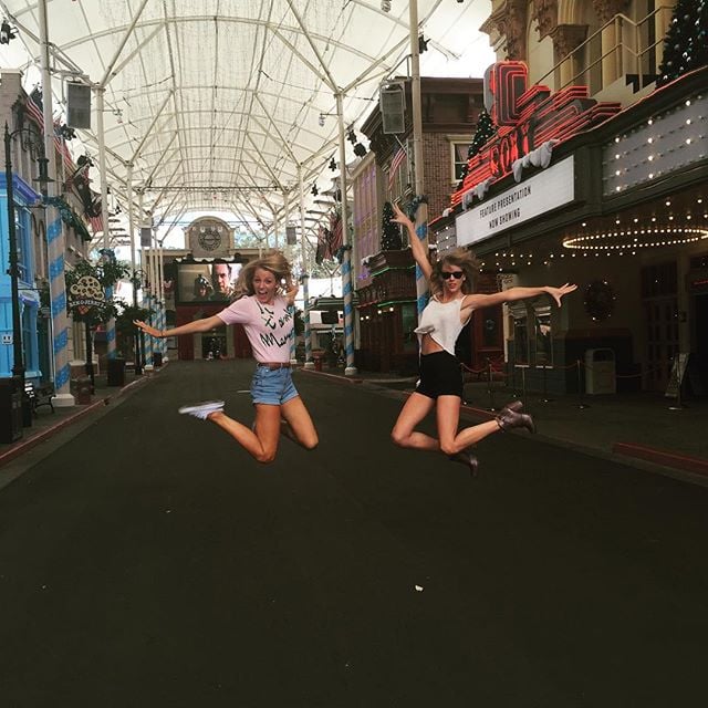 Taylor Swift's Instagram Pictures With Kangaroos 2015