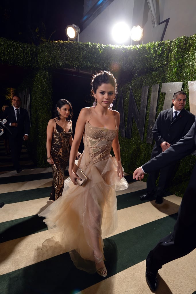 Selena Gomez arrived at the Vanity Fair Oscar party on Sunday night.
Selena Gomez arrived at the Vanity Fair Oscar party on Sunday night.